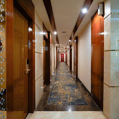 Kingston Hotel Bangalore Eksteriør bilde