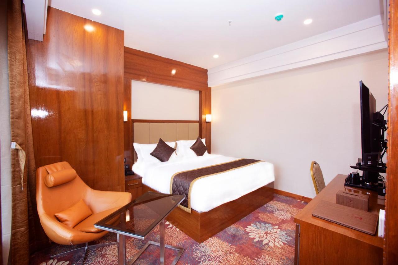 Kingston Hotel Bangalore Eksteriør bilde
