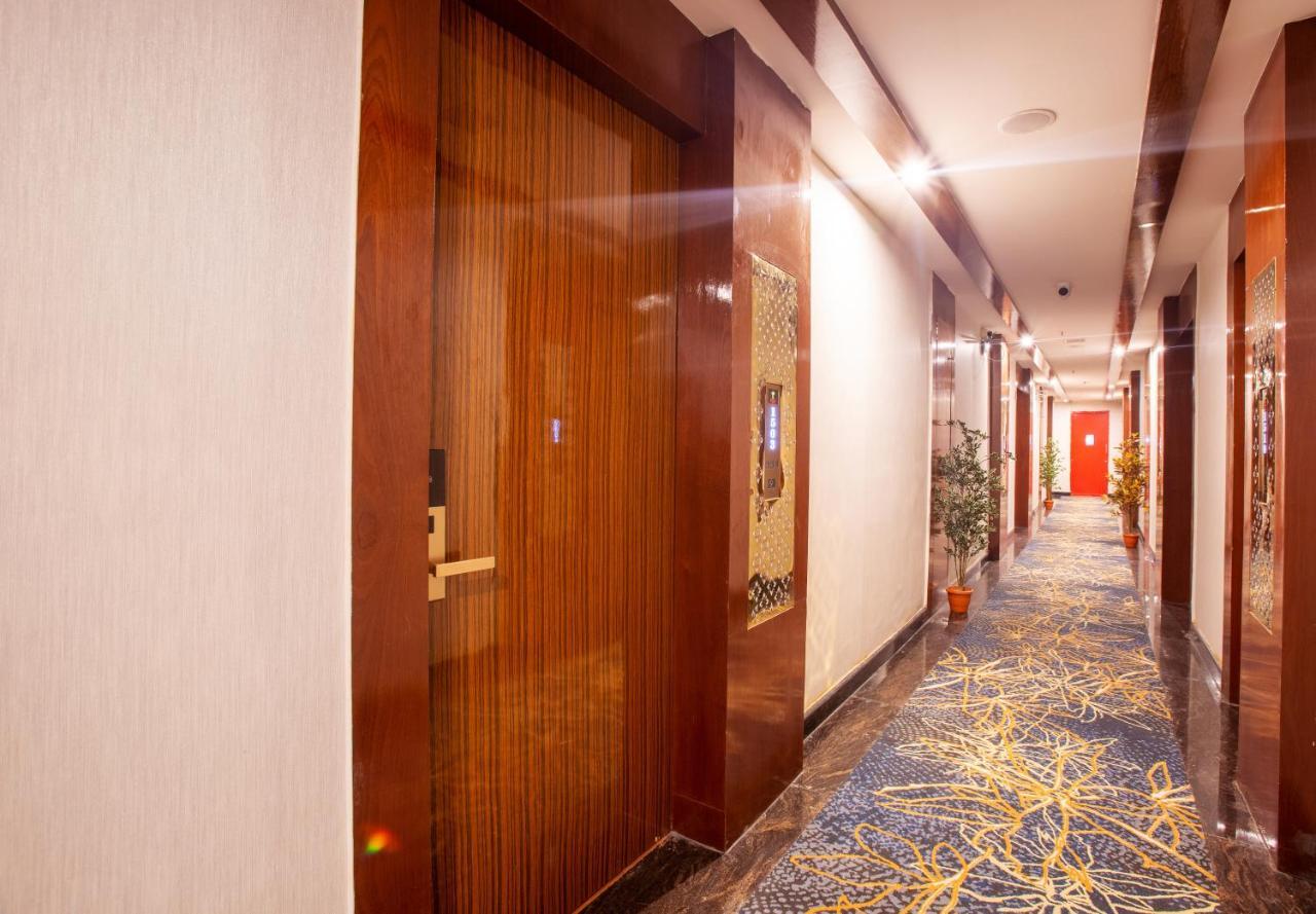 Kingston Hotel Bangalore Eksteriør bilde