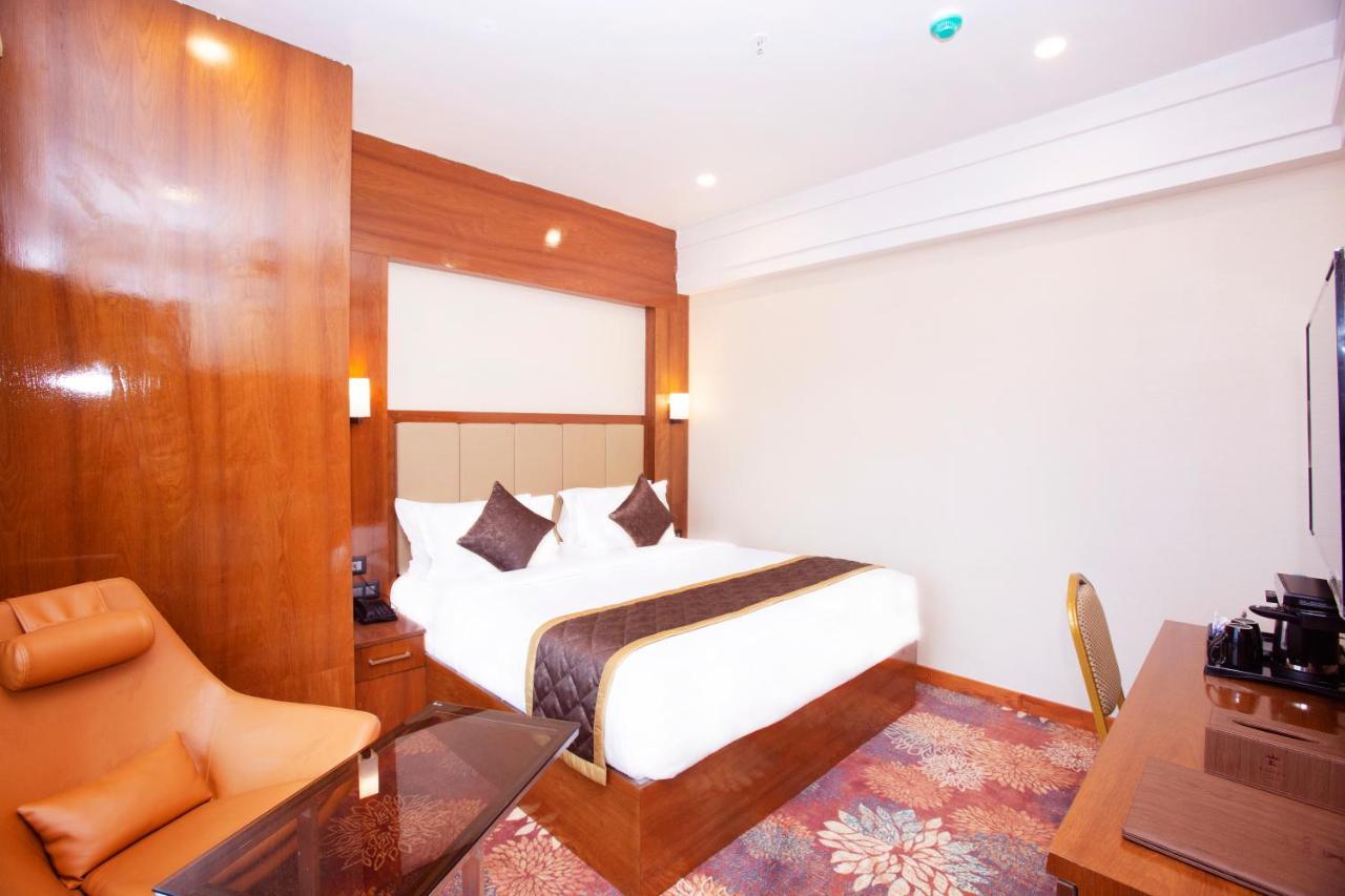 Kingston Hotel Bangalore Eksteriør bilde