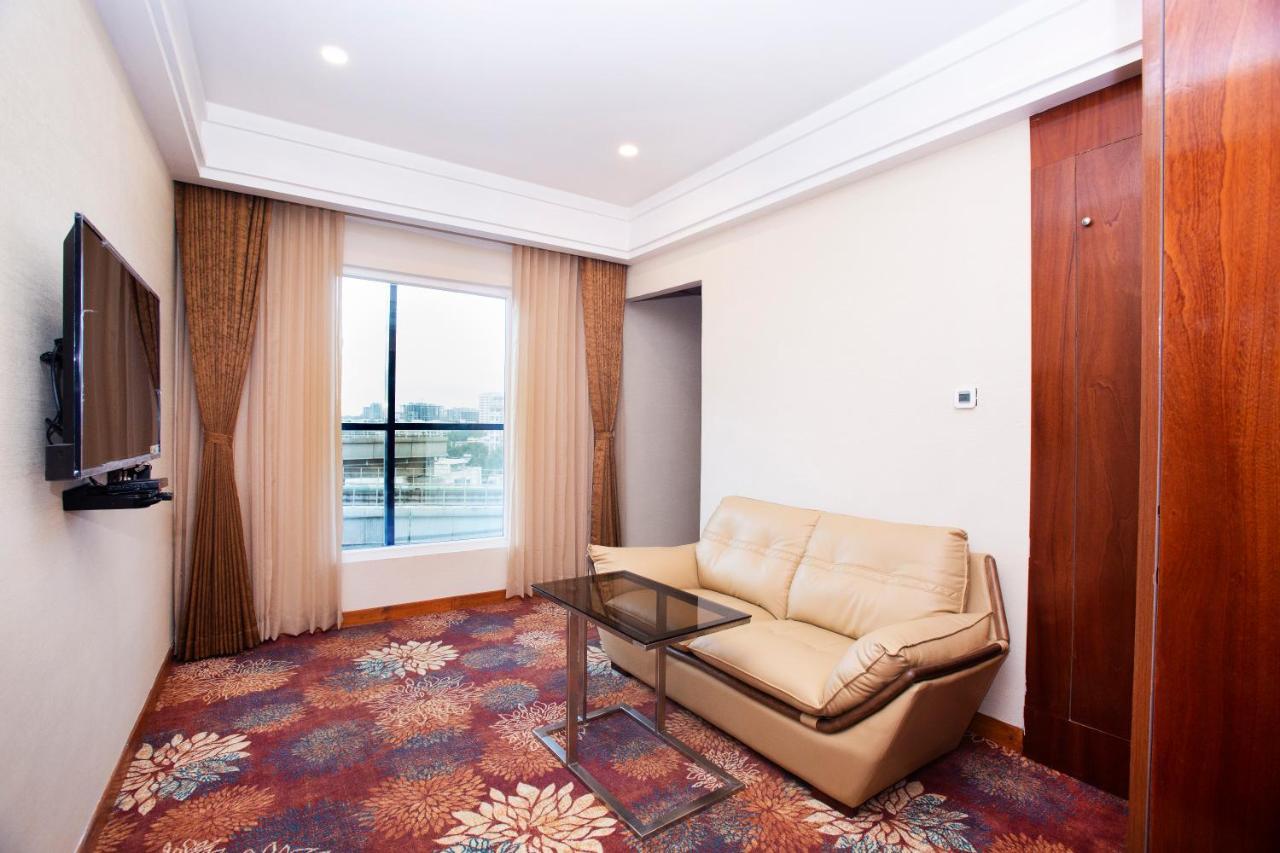 Kingston Hotel Bangalore Eksteriør bilde