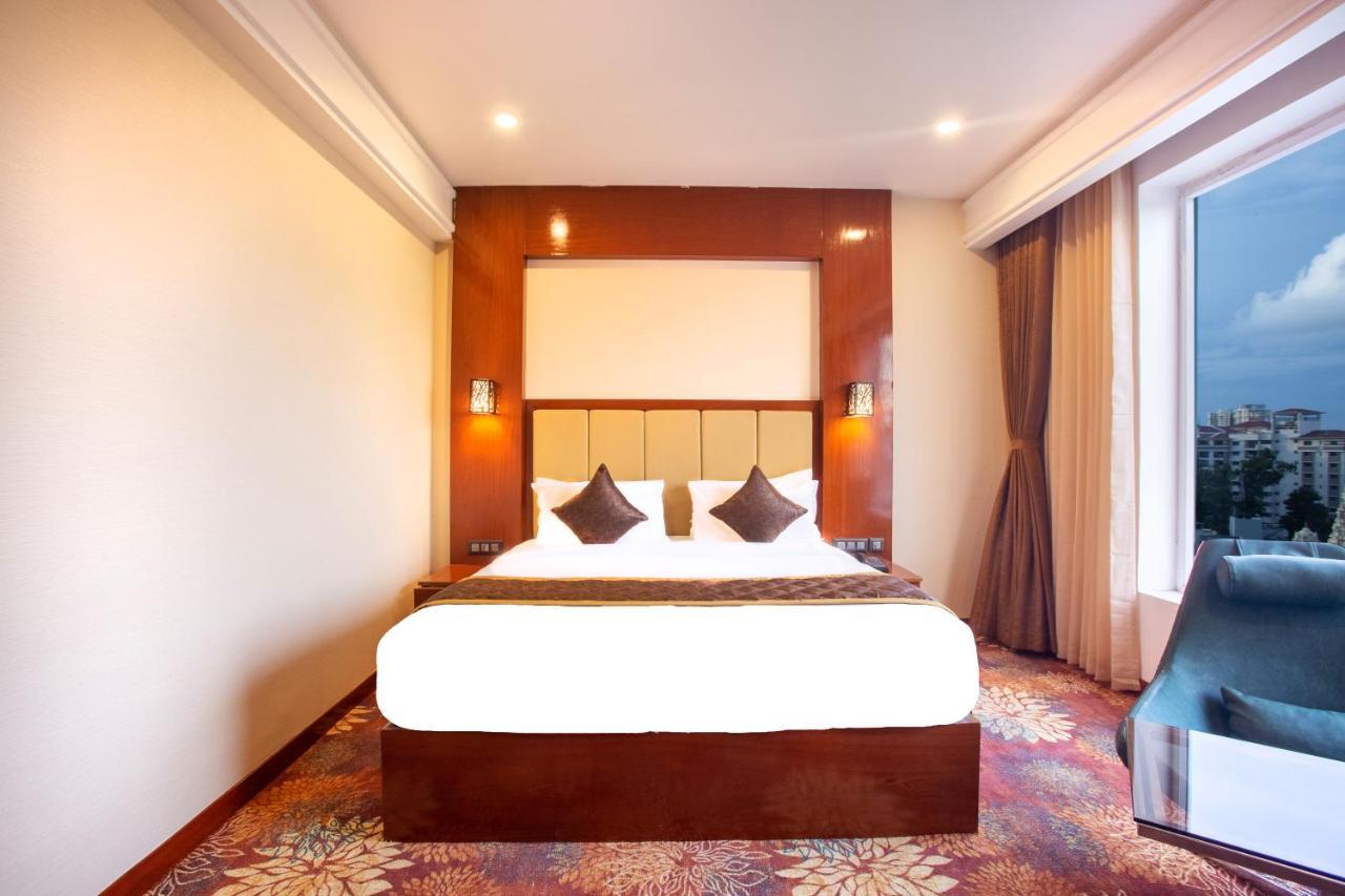 Kingston Hotel Bangalore Eksteriør bilde