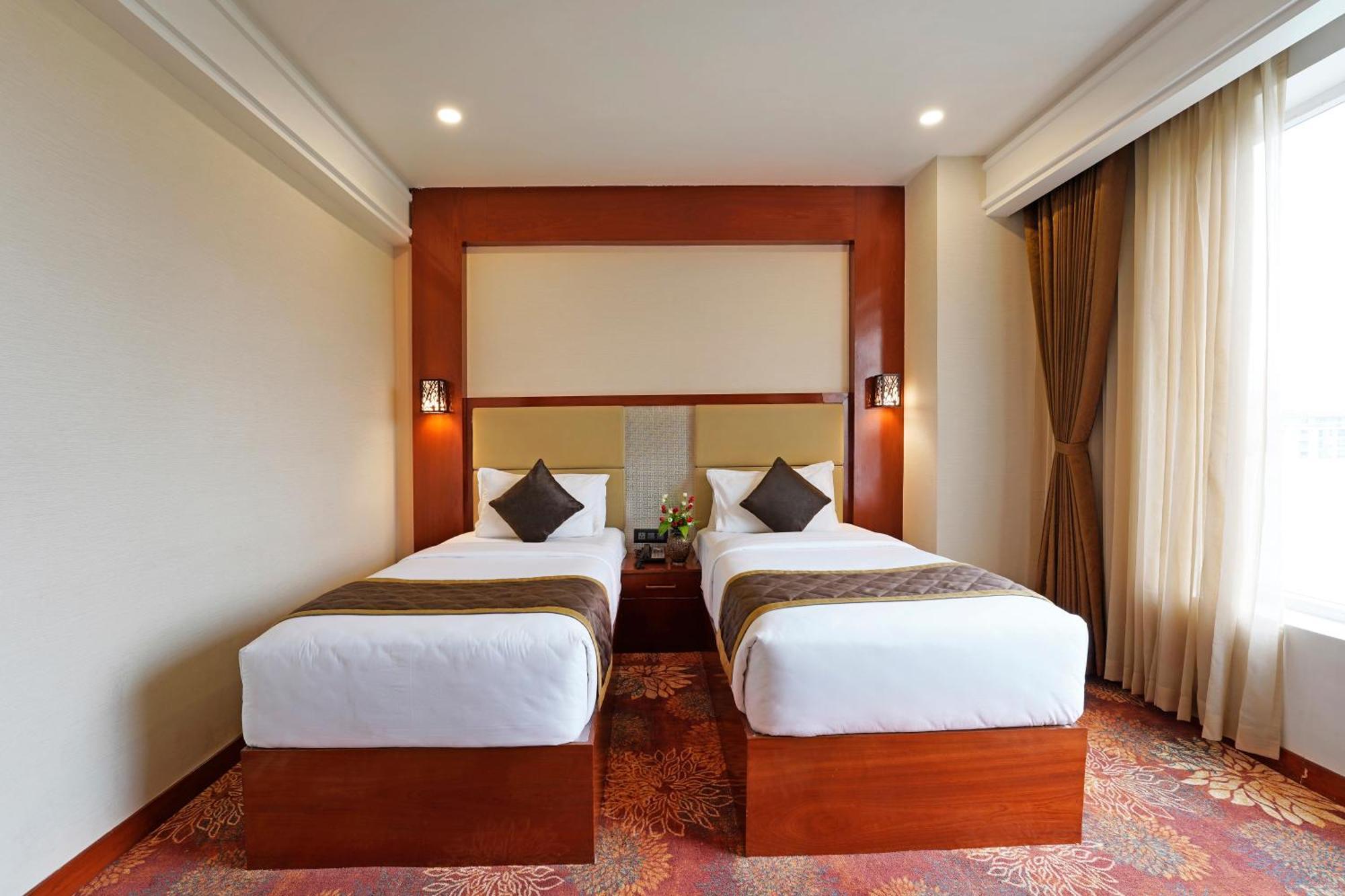 Kingston Hotel Bangalore Eksteriør bilde